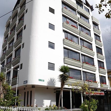 Aparthotel Amaranta Кито Екстериор снимка