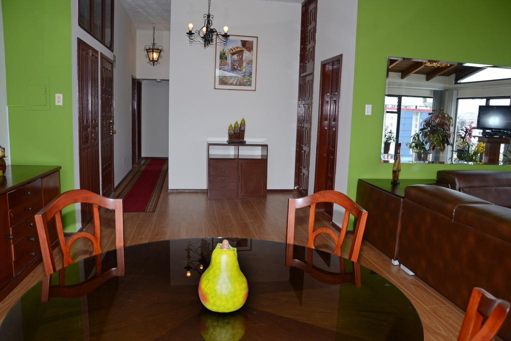 Aparthotel Amaranta Кито Екстериор снимка